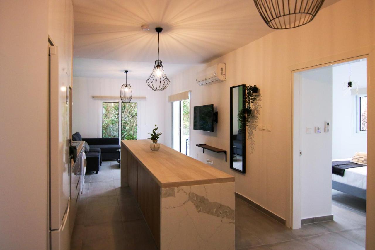 Phaedrus Living: Seaside Modern Flat Limnaria 123 Leilighet Paphos Eksteriør bilde